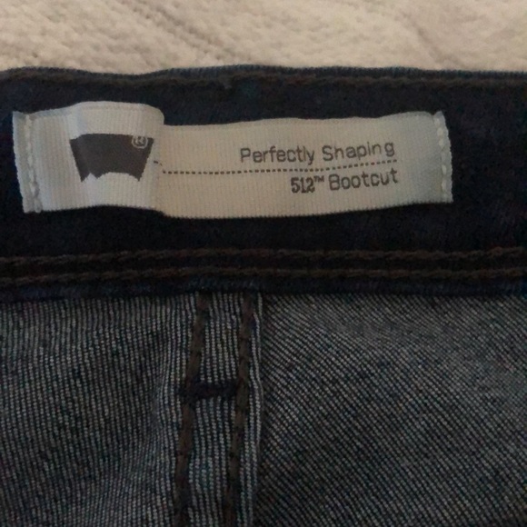 Perfect shaping 512 black label Levi’s bootcut stretchy woman’s jeans - Picture 5 of 12